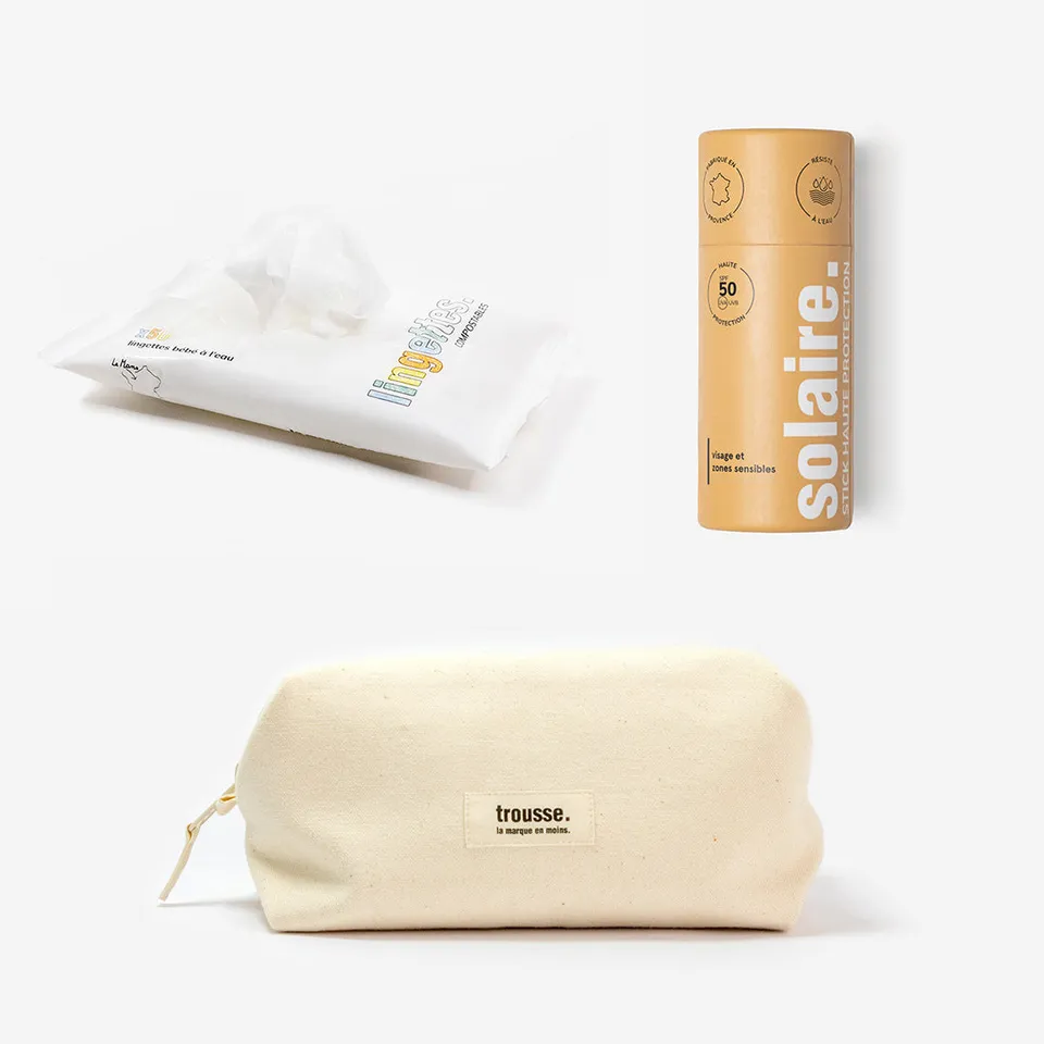 la-marque-en-moins-trousse-voyage-famille-b-b-spf50 image 1