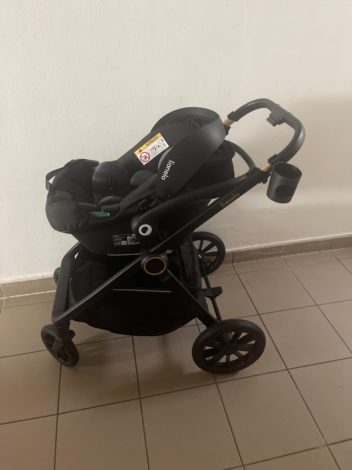 Siège auto fixé