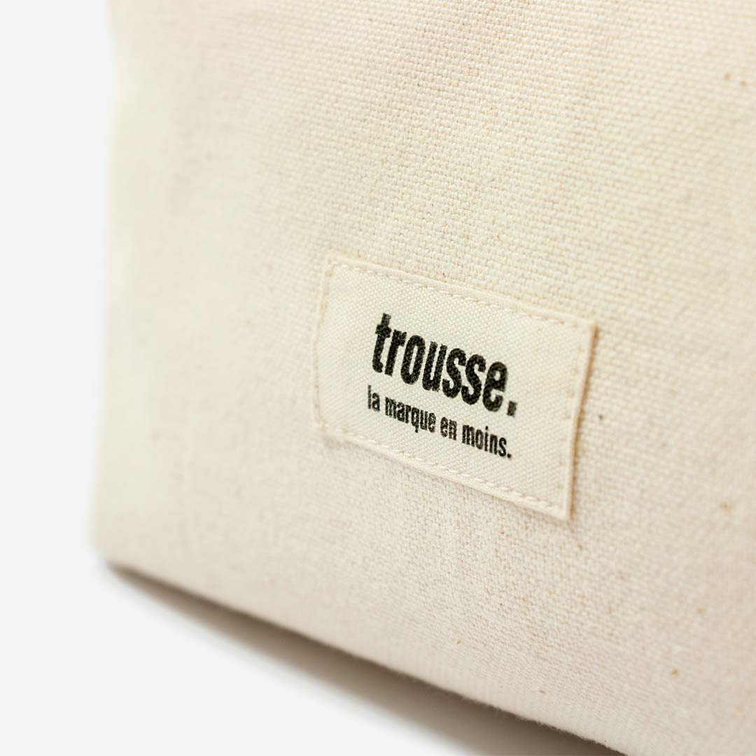 la-marque-en-moins-hygi-ne-trousse-de-toilette-cru-20x10x10 image 5