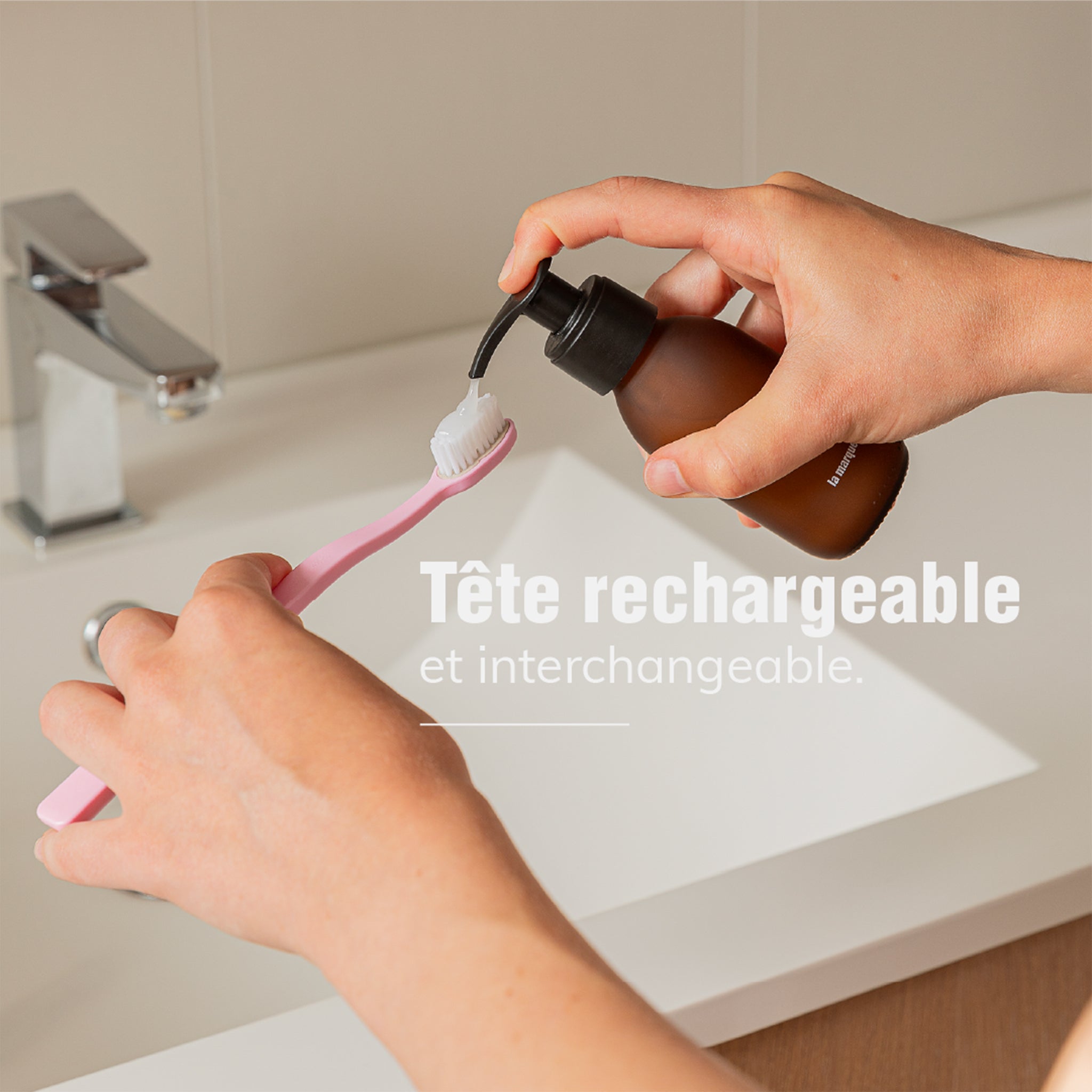 la-marque-en-moins-hygi-ne-brosse-dents-1-manche-grise image 3